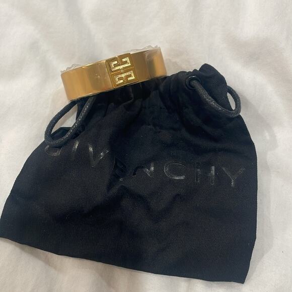 Givenchy Gold Cuff Sz Small NWOT - Picture 2 of 9
